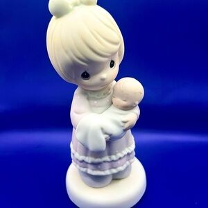 Precious Moments Collection A Special Delivery